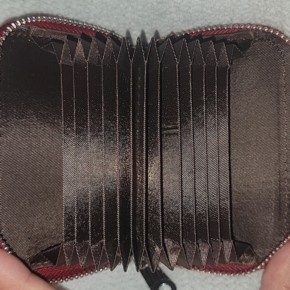 Multicard wallet - Picture 4 of 4